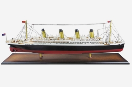 Titanic Model